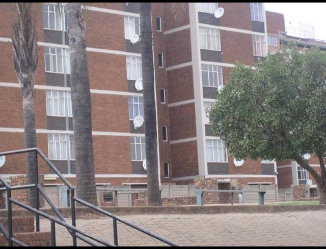 3 BEDROOM APARTMENT FOR SALE IN KWAGGASRAND